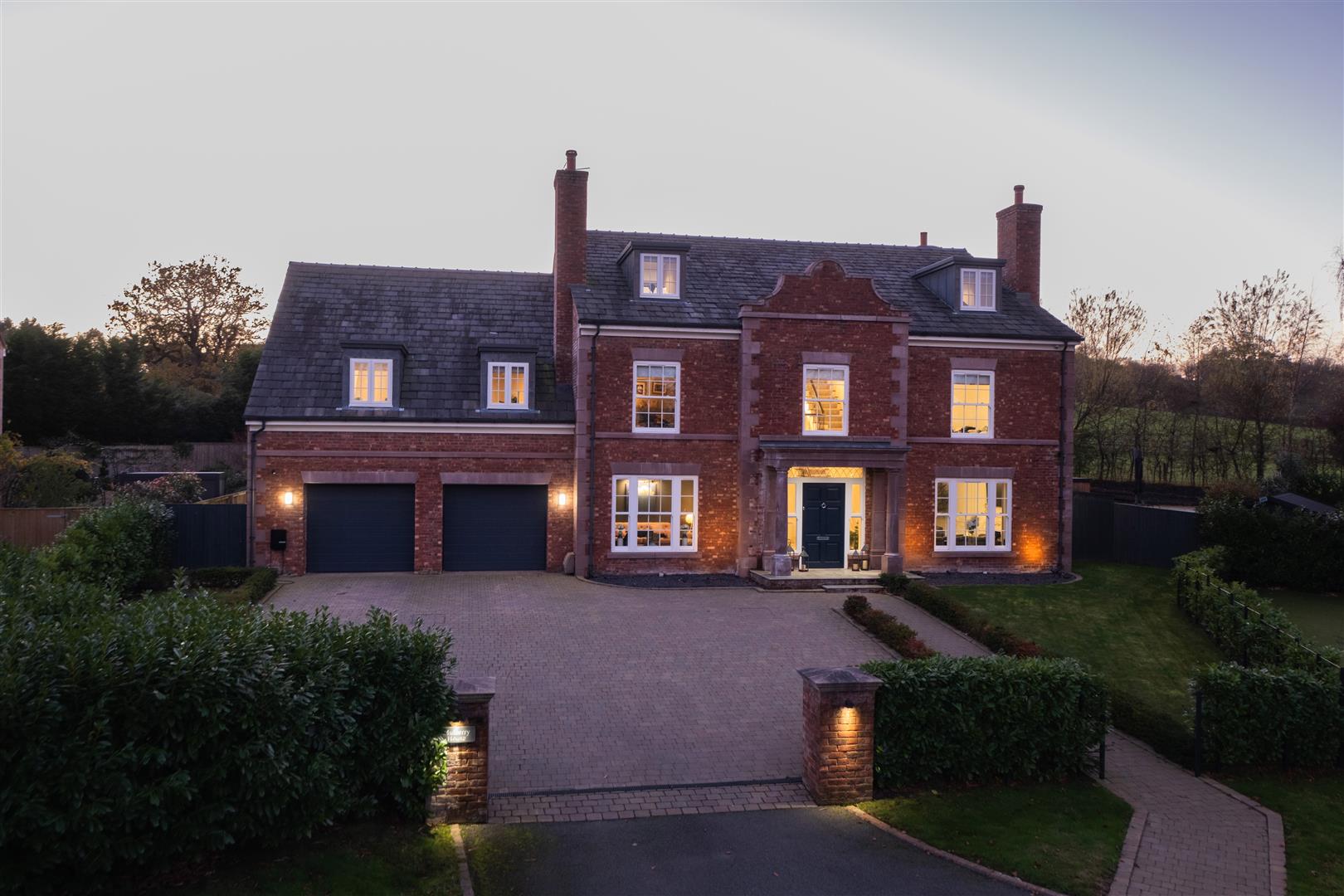 5 bedroom  Detached House for Sale in Eaton